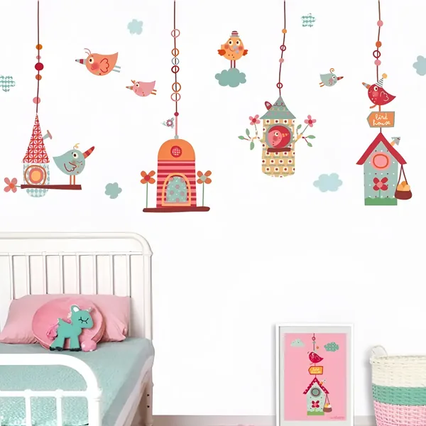 Vinilo infantil para pared casita con pajarito y nubes